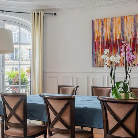 Apartment Veeve - Sunrise Synergy Paris